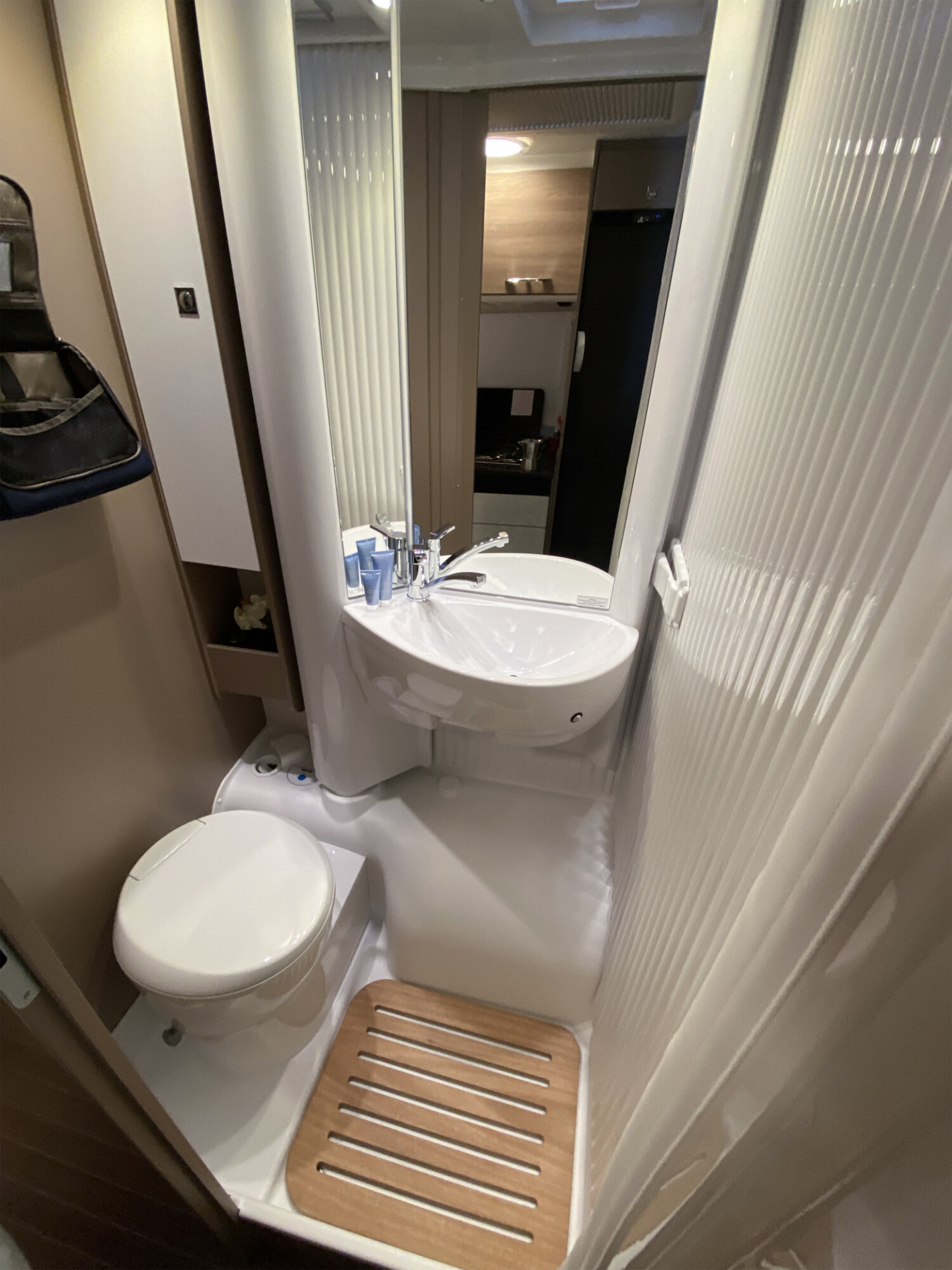Blucamp Ocean 527 B, foto 4 de 6