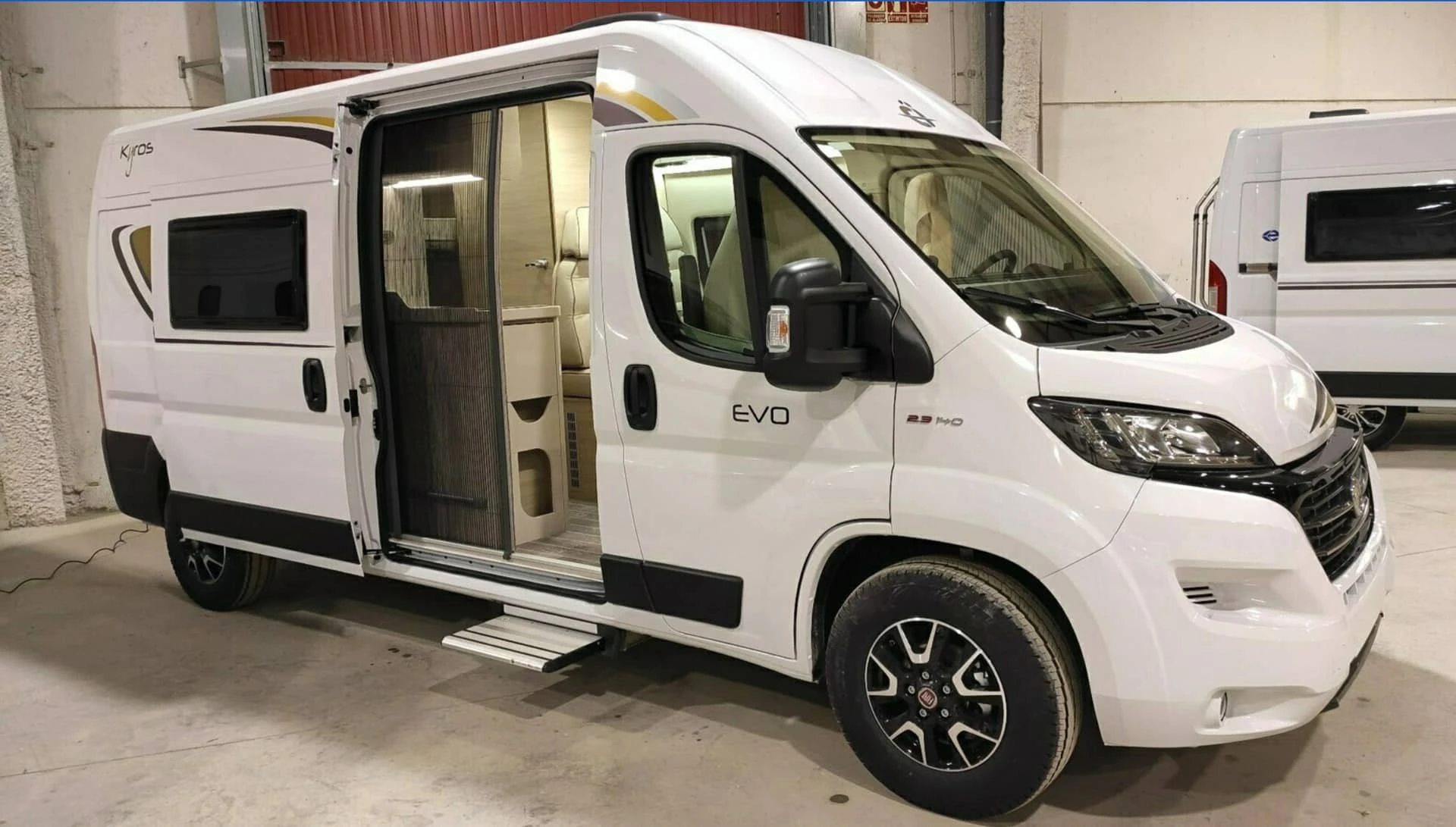 C.I. Kyros 5 Evo, foto 9 de 9