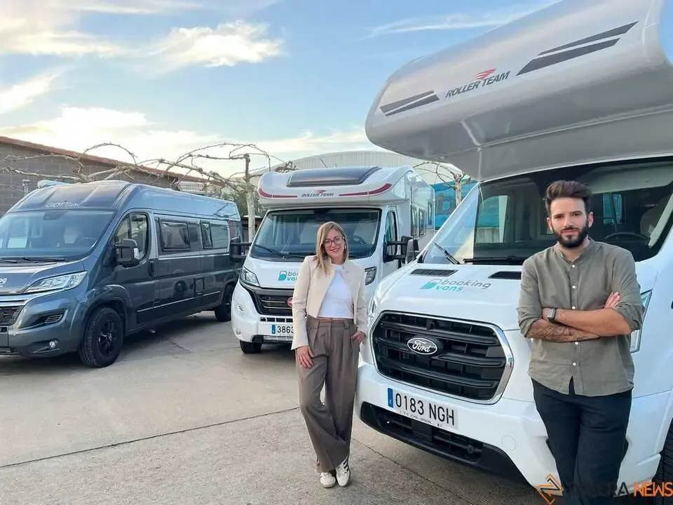 Daniel y Patricia, al frente de Bookingvans Zamora
