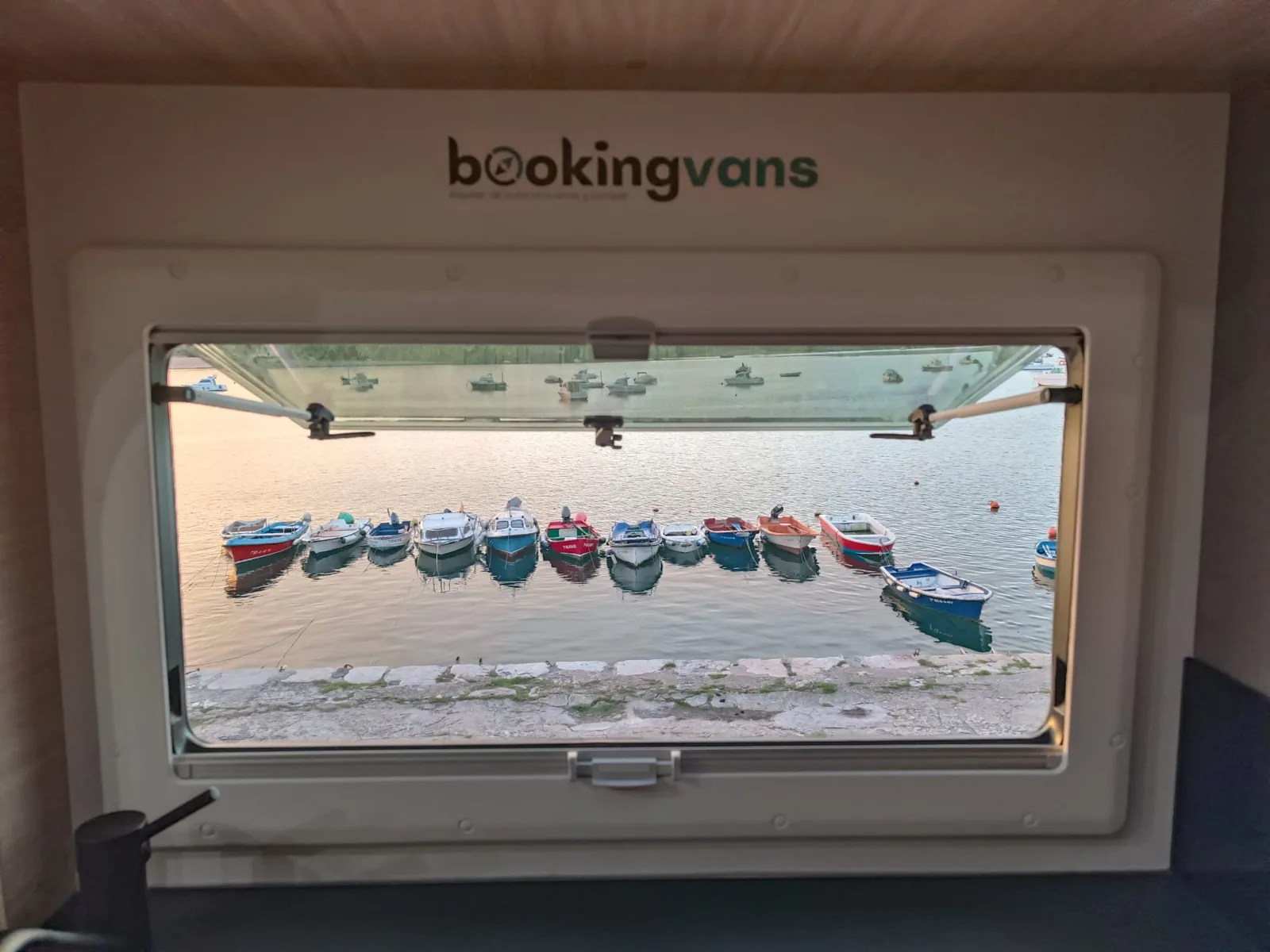 Camper de Bookingvans en Cantabria
