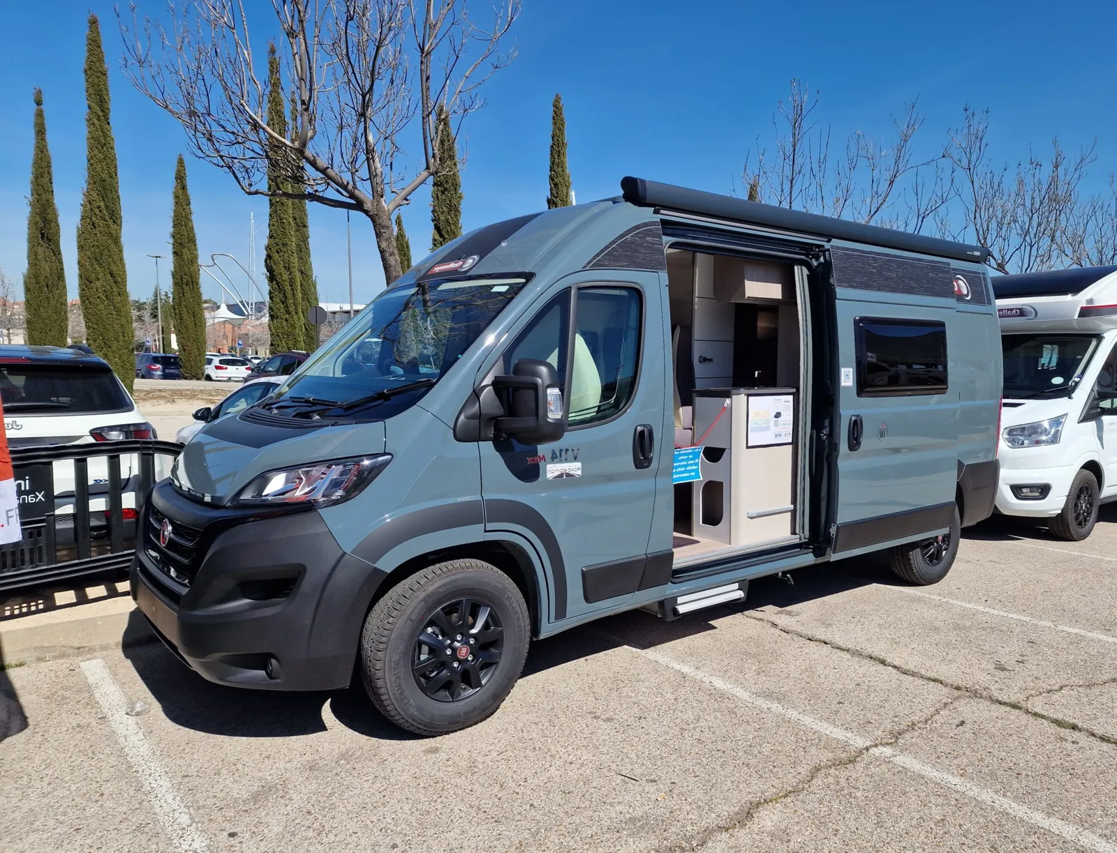 Camper